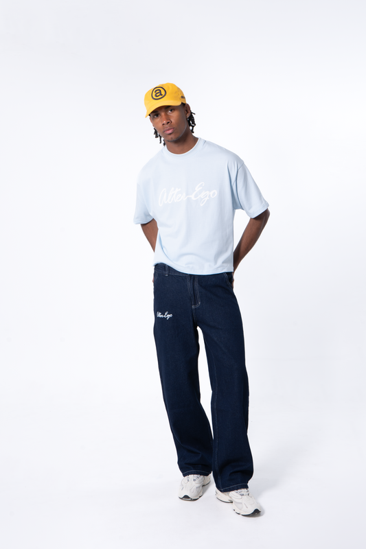 CAMISETA BOXY FIT LOGO BABY BLUE
