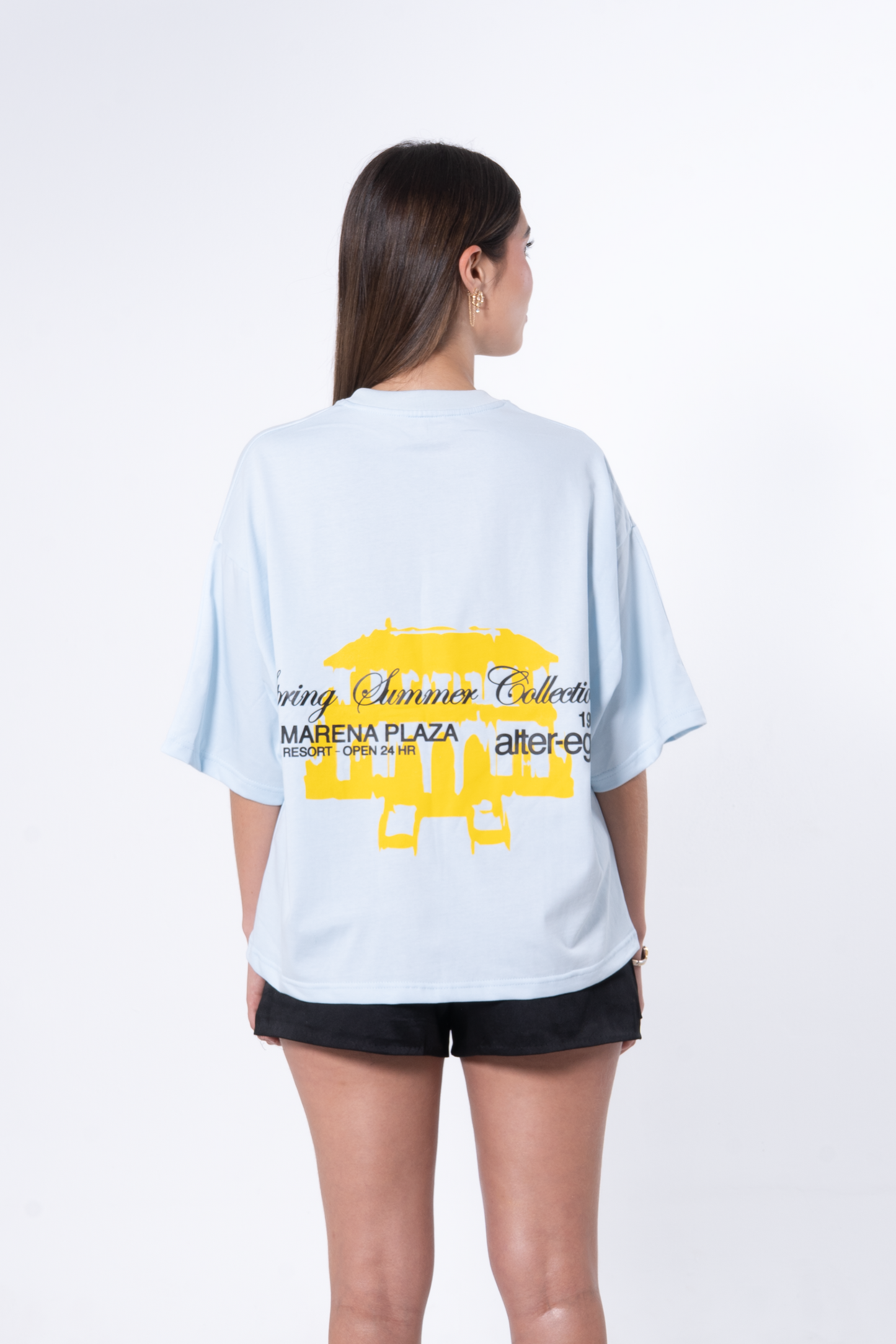 CAMISETA BOXY FIT HOTEL RESORT BABY BLUE