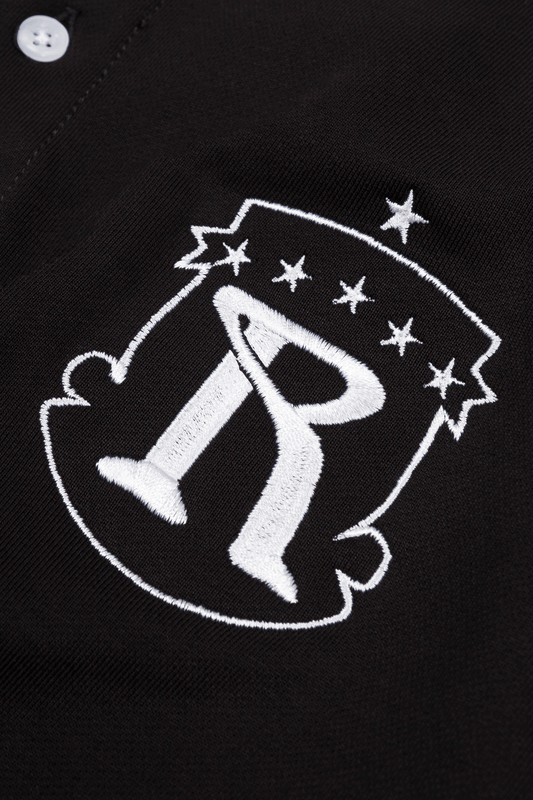 Camibuso tipo polo manga larga negro oversize en algodón pesado colección From Idea to Form - RELEASED DESIGN STUDIO