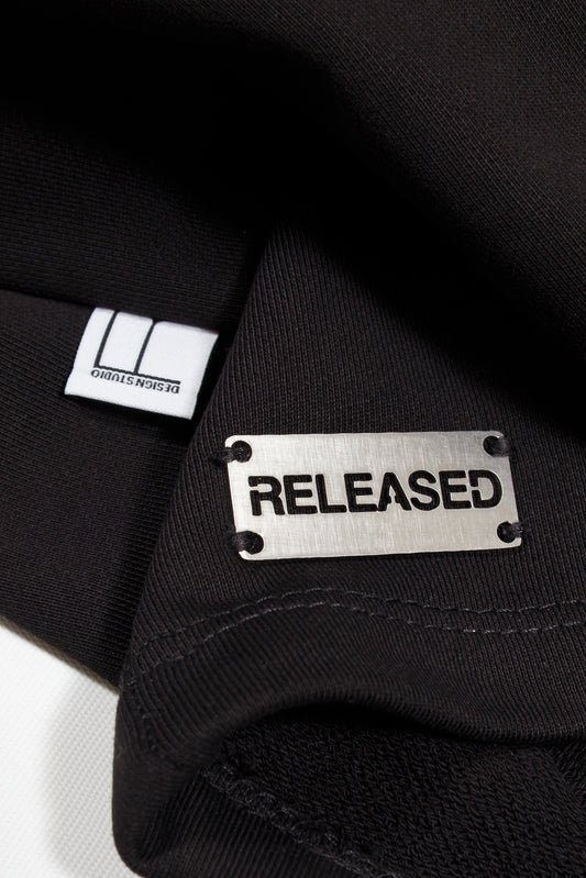 CREWNECK BOXY FIT IRON CORE NEGRO