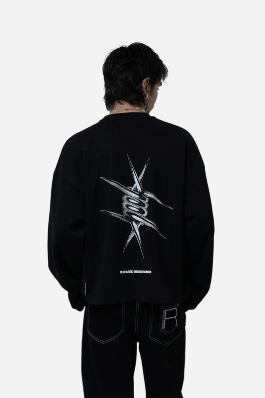 Buzo Crewneck negro oversize en algodón pesado colección From Idea to Form - RELEASED DESIGN STUDIO