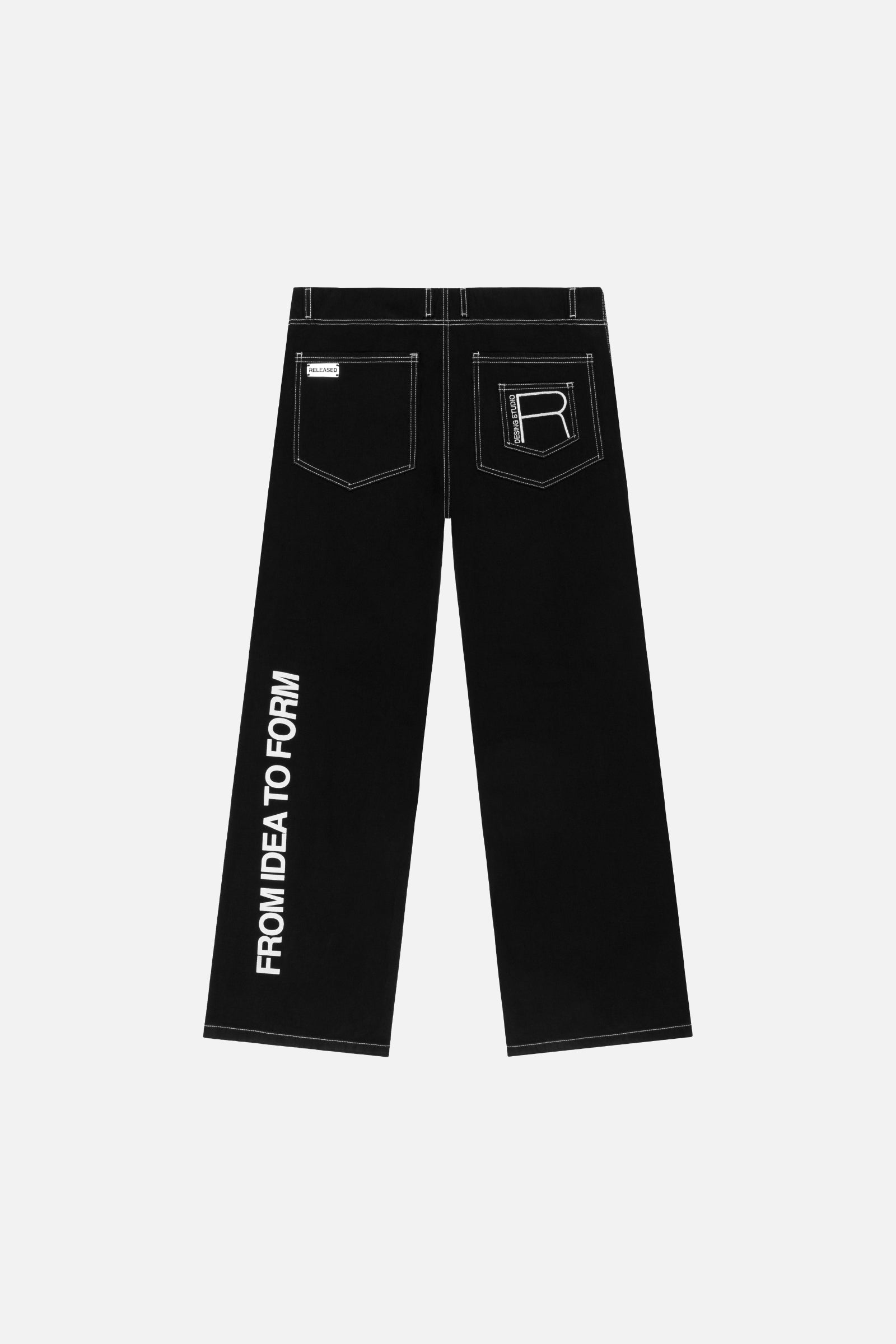 JEANS DENIM NEGRO FIT RECTO colección From Idea to Form - RELEASED DESIGN STUDIO